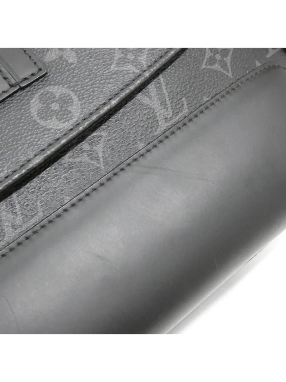 Louis Vuitton Monogram Eclipse Messenger Voyage MM Shoulder